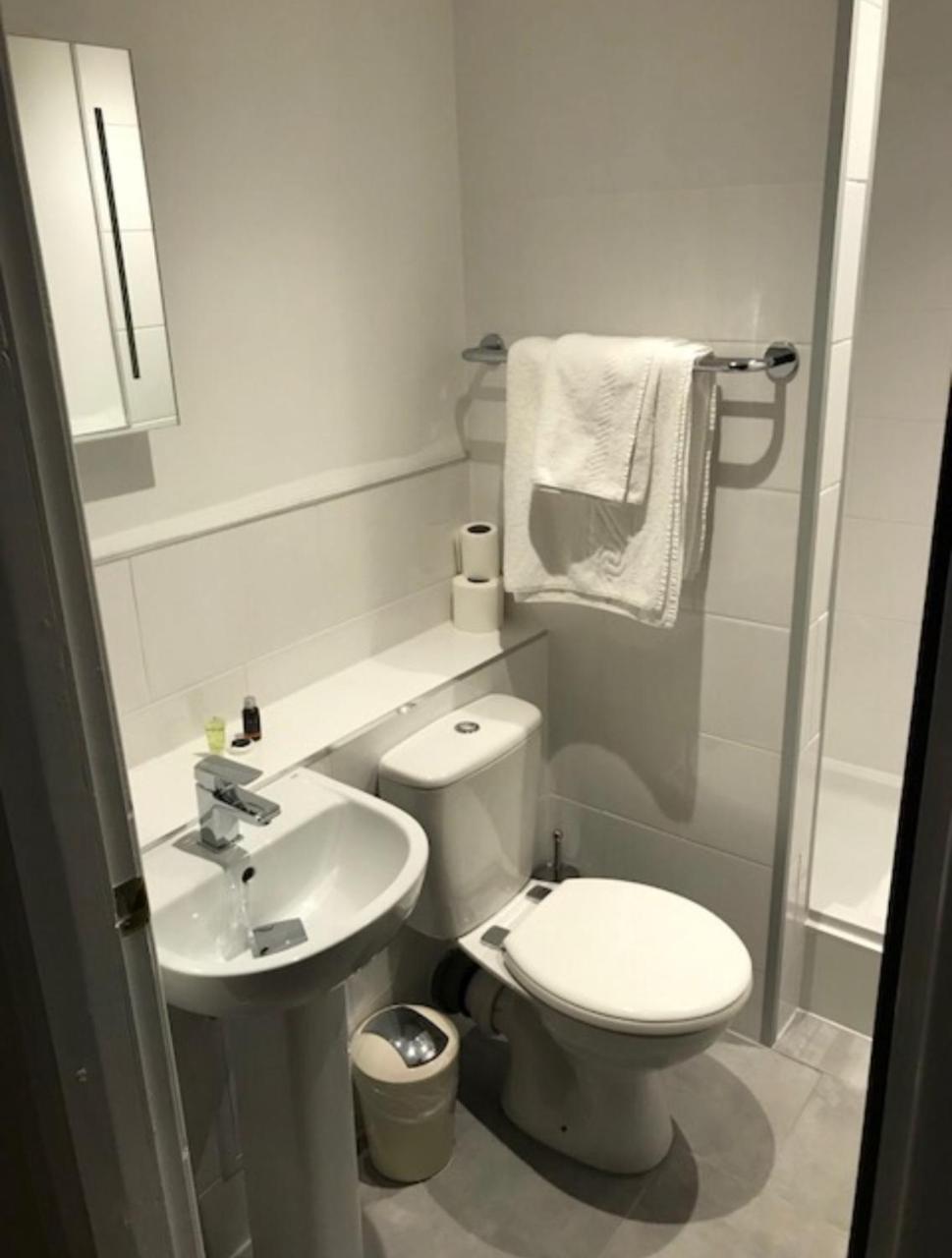 The Sitwell Arms Hotel 모스버러 외부 사진